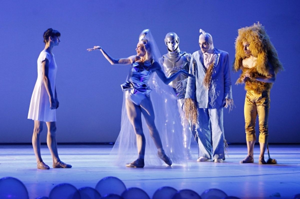 Polina Semionova as Dorothy Nadja Saidakova as  Artur Lill as Blechmann Federico Spallitta as Scarecrow and Vladislav Marinov as Loewe