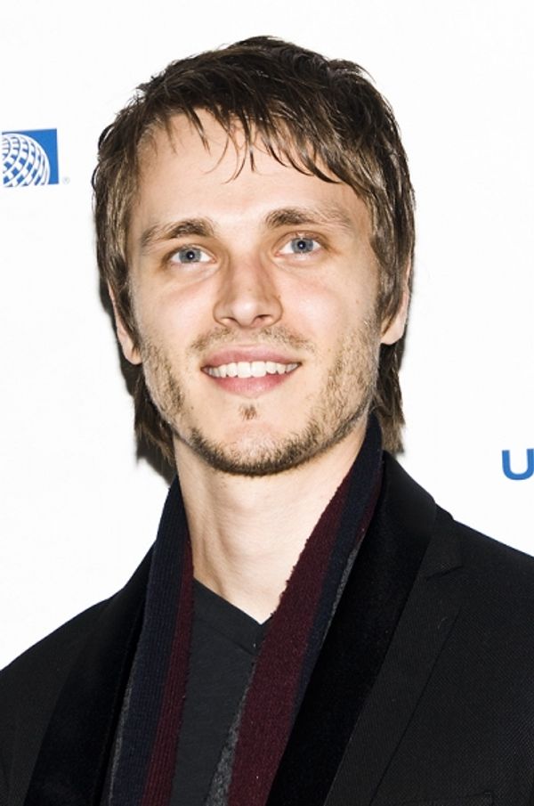 Jonathan Jackson Photo