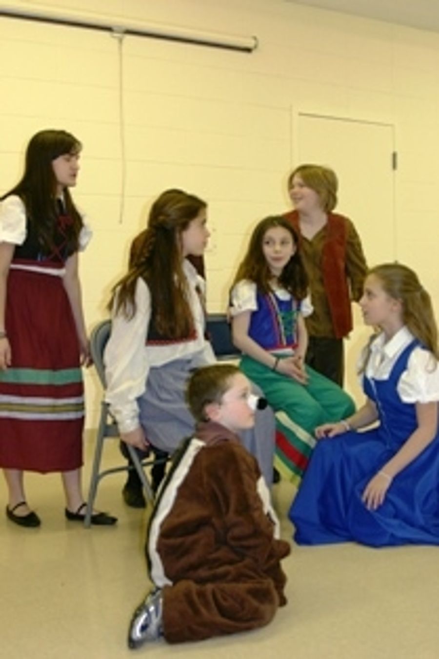 Photo Flash: Un-Common Theatre's ENCHANTENT OF BEAUTY AND THE BEAST Image