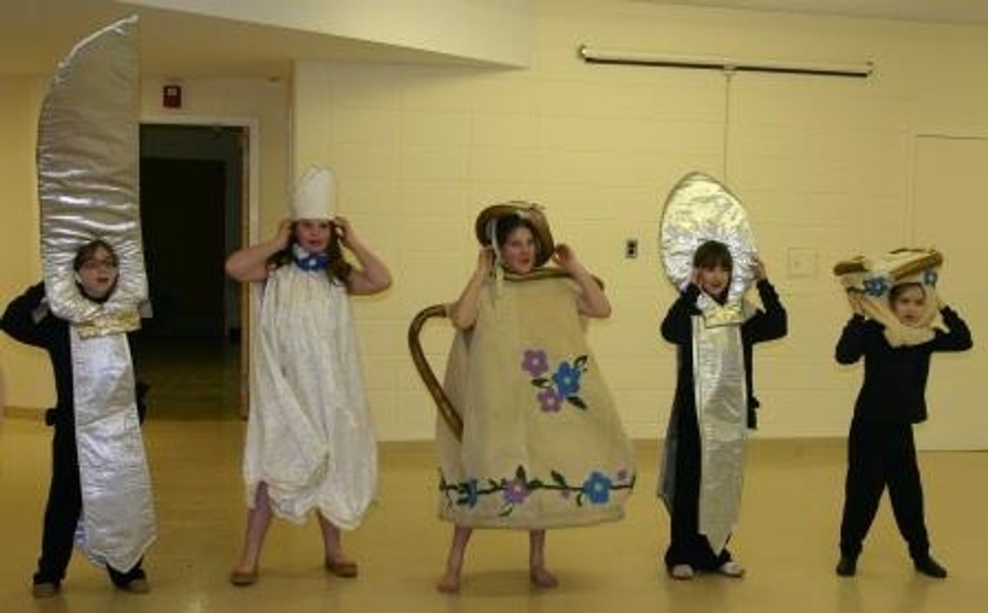 Photo Flash: Un-Common Theatre's ENCHANTENT OF BEAUTY AND THE BEAST  Image