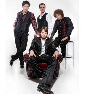 (de pie) Ignasi Vidal, David Ordinas, Daniel Diges y (sentado) Geronimo Rauch Photo