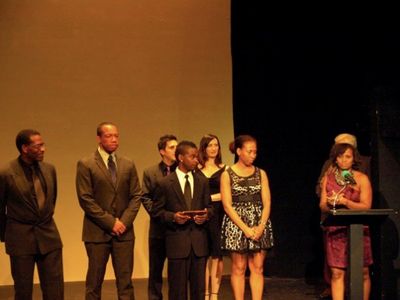 Lorenz Arnell and others on stage Photo