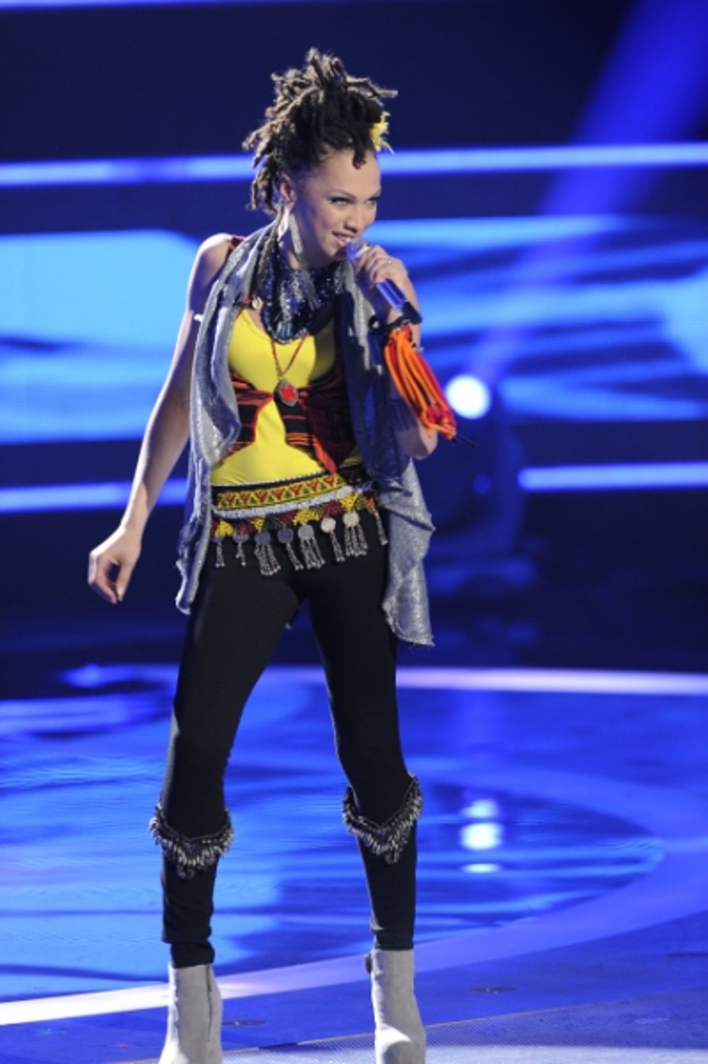 Photo Flash: AMERICAN IDOL's Top 12 in Action  Image