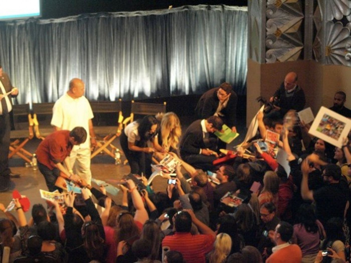 Photo Flash: GLEE Cast Returns To PaleyFest Part 2  Image