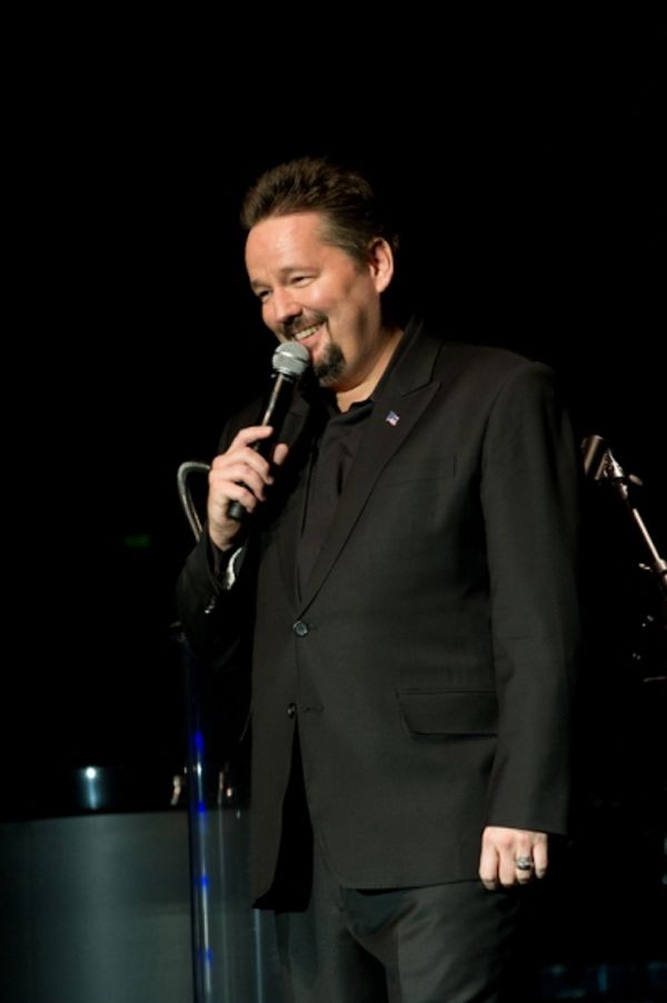 Ventriloquist Terry Fator  Photo