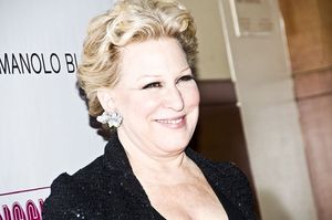 Bette Midler Photo