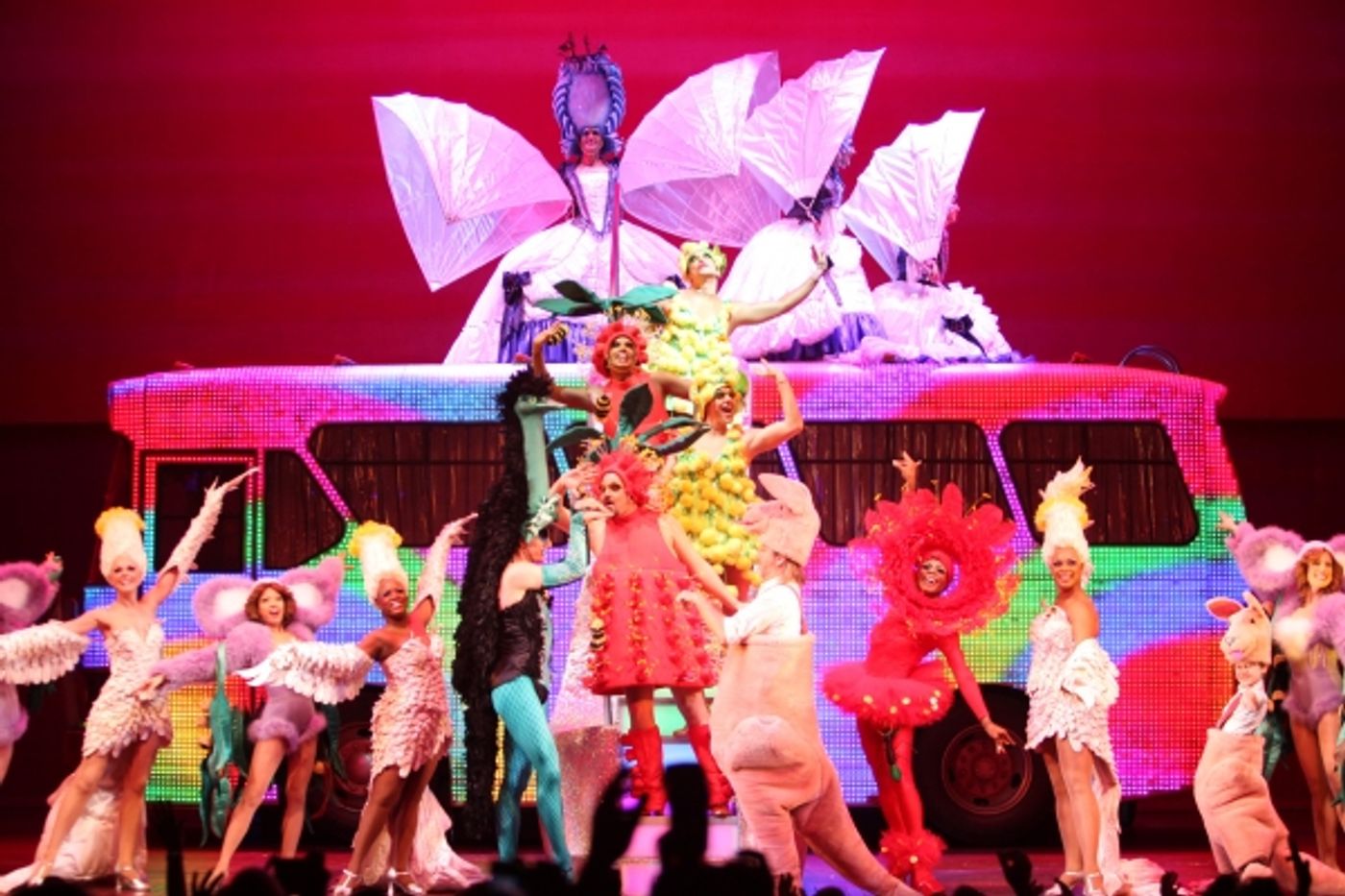 Photo Coverage: PRISCILLA QUEEN OF THE DESERT - Opening Night Curtain Call!  Image