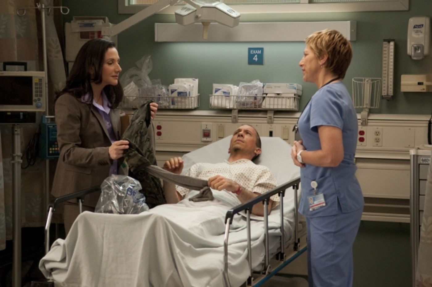 Photo Flash: BroadwayWorld Loves Nurse Jackie  Image