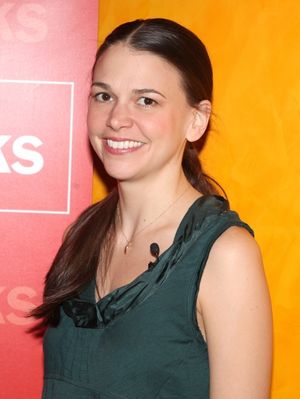Sutton Foster backstage with TimesTalks Presents: A Conversation With Sutton Foster, Joel Grey & Kathleen Marshall at the Times Center in New York City. @ BroadwayWorld Sutton Foster backstage with TimesTalks Presents: A Conversation With Sutton Foster, Photo