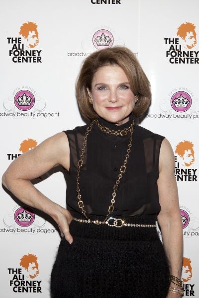 Tovah Feldshuh Photo