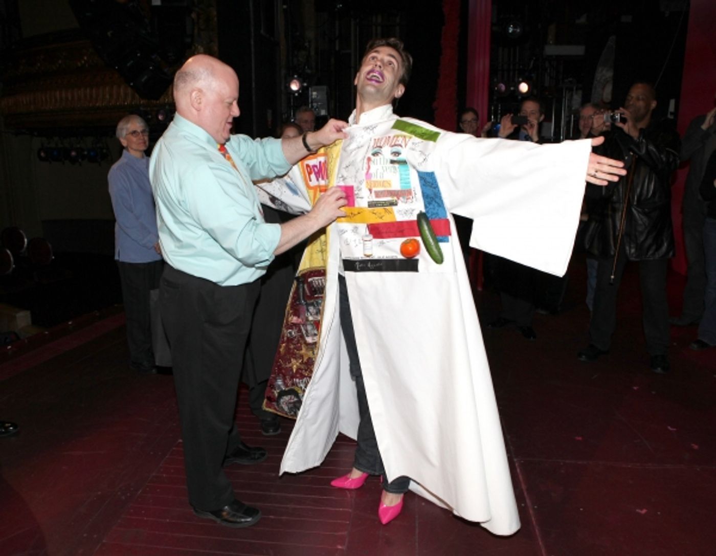 Photo Coverage: PRISCILLA QUEEN OF THE DESERT - Gypsy Robe Ceremony!  Image