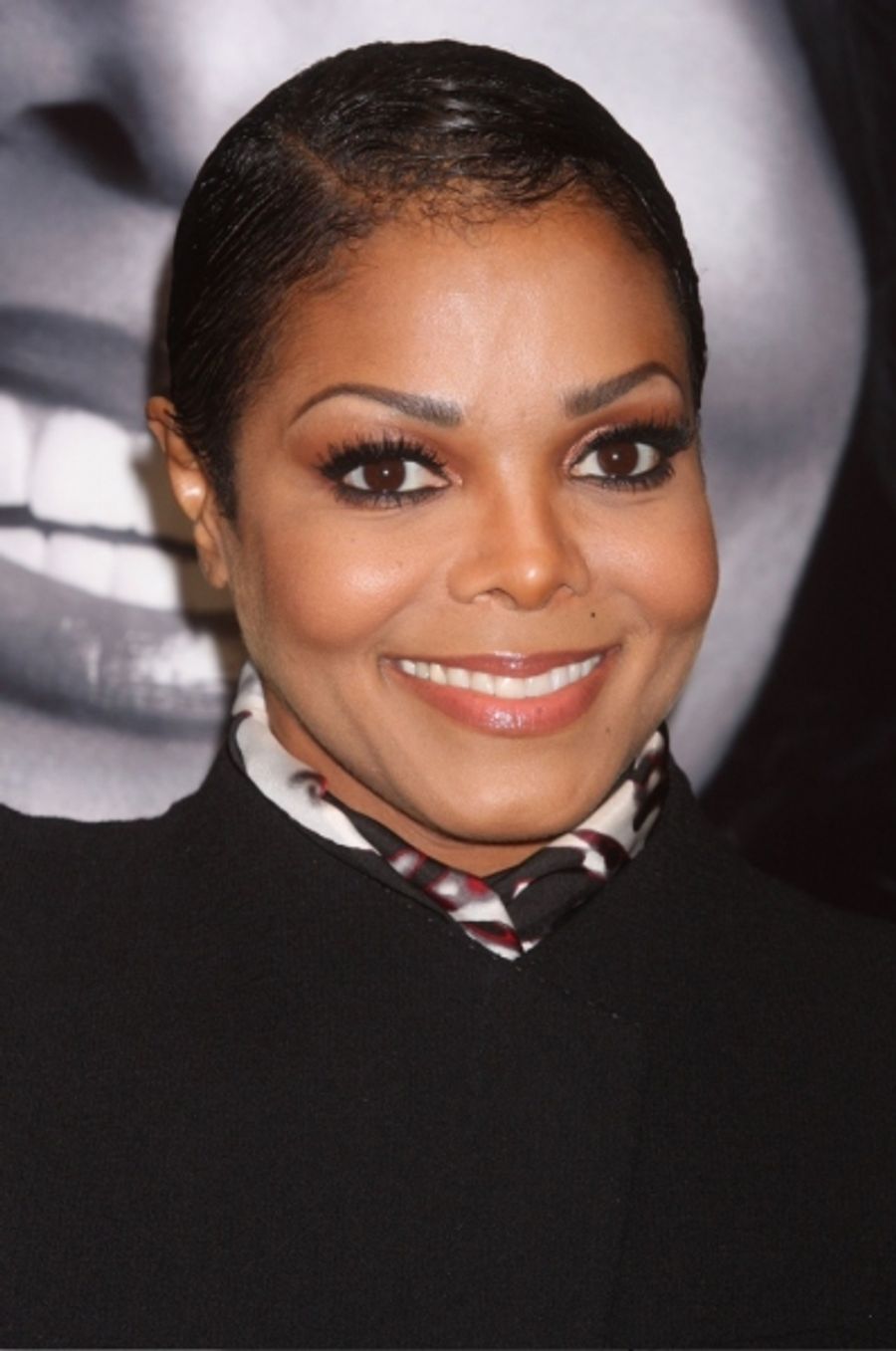 Photo Flash: Janet Jackson Promotes TRUE YOU Book in NYC Image