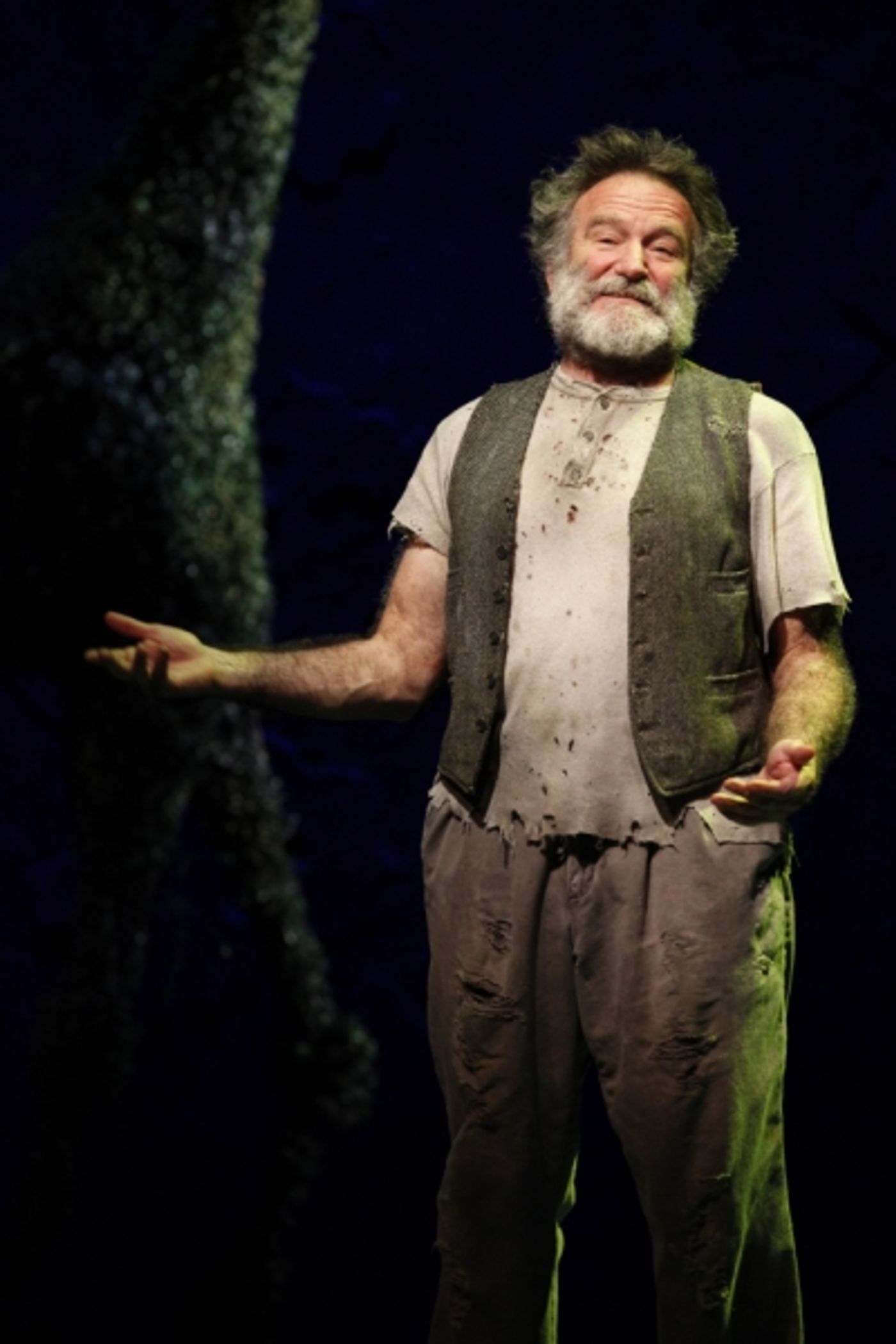 Photo Flash: BENGAL TIGER AT THE BAGHDAD ZOO on Broadway!  Image