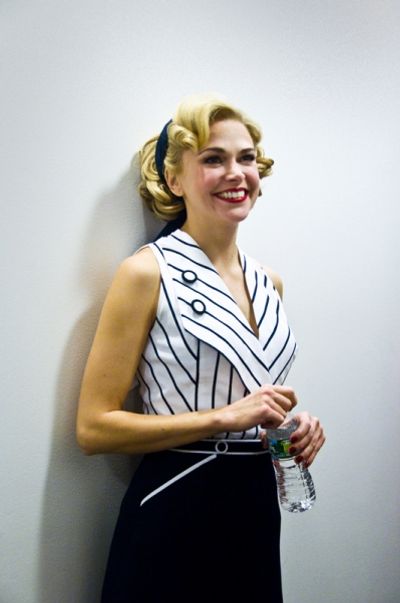 Sutton Foster Photo
