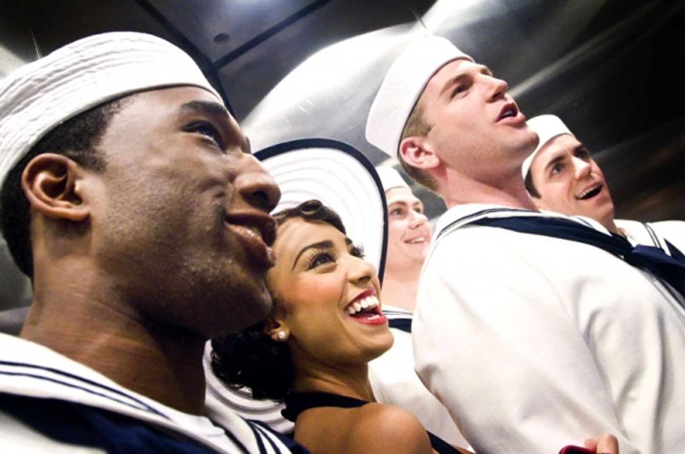 BWW Exclusive: Behind the Scenes with ANYTHING GOES at Good Morning America Image