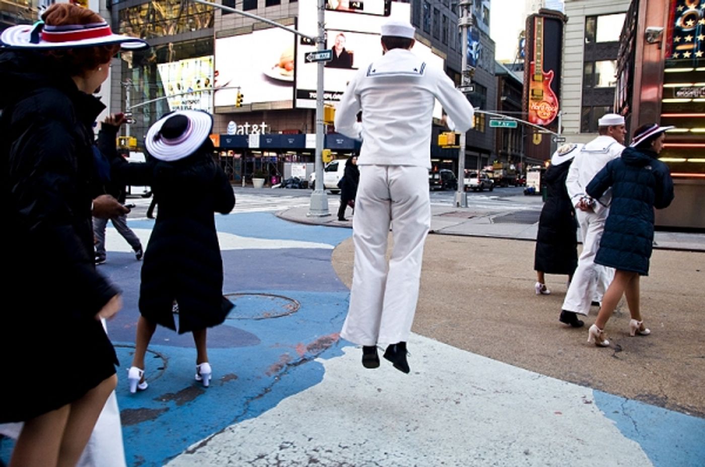 BWW Exclusive: Behind the Scenes with ANYTHING GOES at Good Morning America Image
