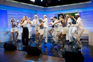 Sutton Foster & the cast of Anything Goes @ BroadwayWorld Sutton Foster & the cast of Anything Goes Photo