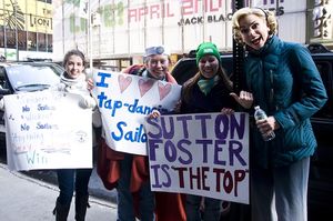 Sutton Foster & fans @ BroadwayWorld Sutton Foster & fans Photo