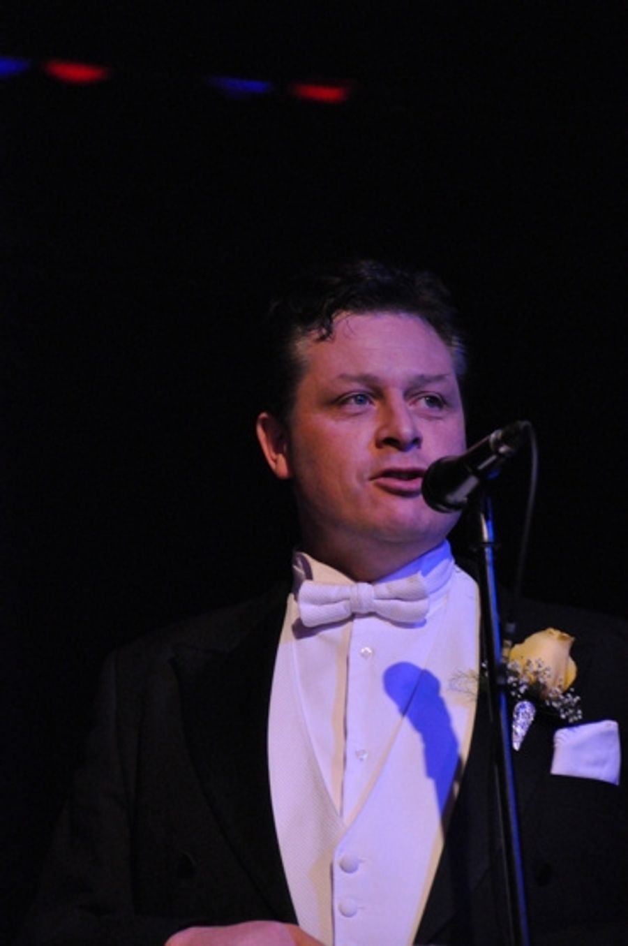 Photo Coverage: Anthony Kearns Sings at 'Since You Went Away' Image