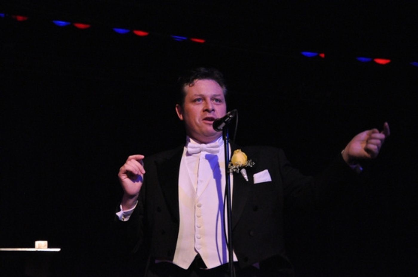 Photo Coverage: Anthony Kearns Sings at 'Since You Went Away'  Image