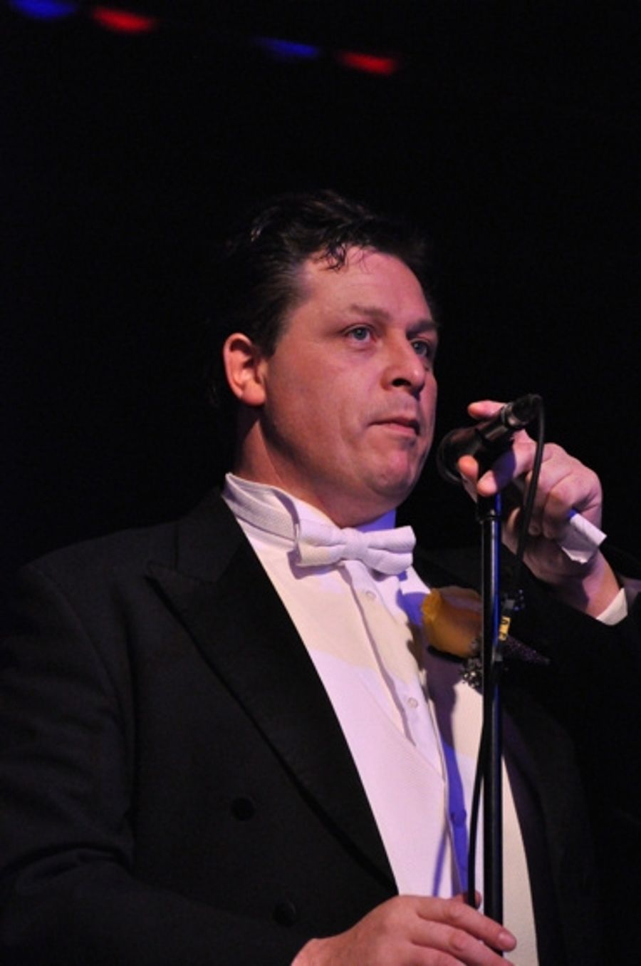 Photo Coverage: Anthony Kearns Sings at 'Since You Went Away' Image