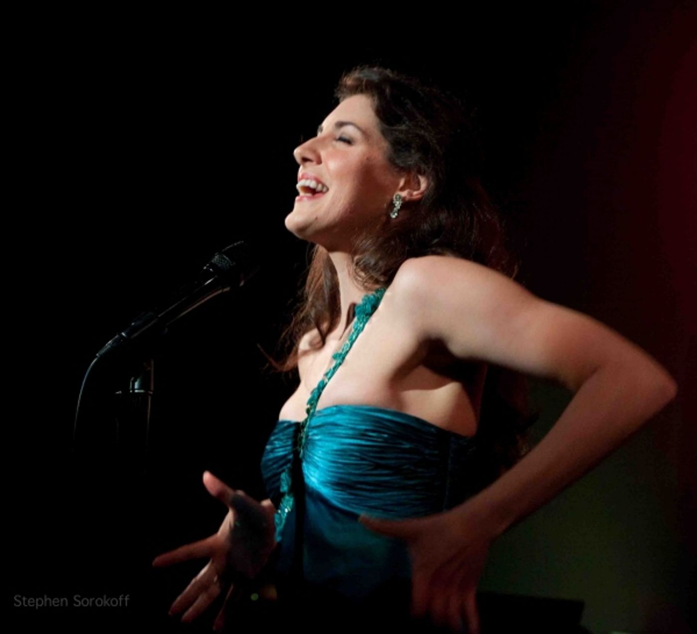 Photo Coverage: Jennifer Sheehan Plays The Metropolitan Room  Image