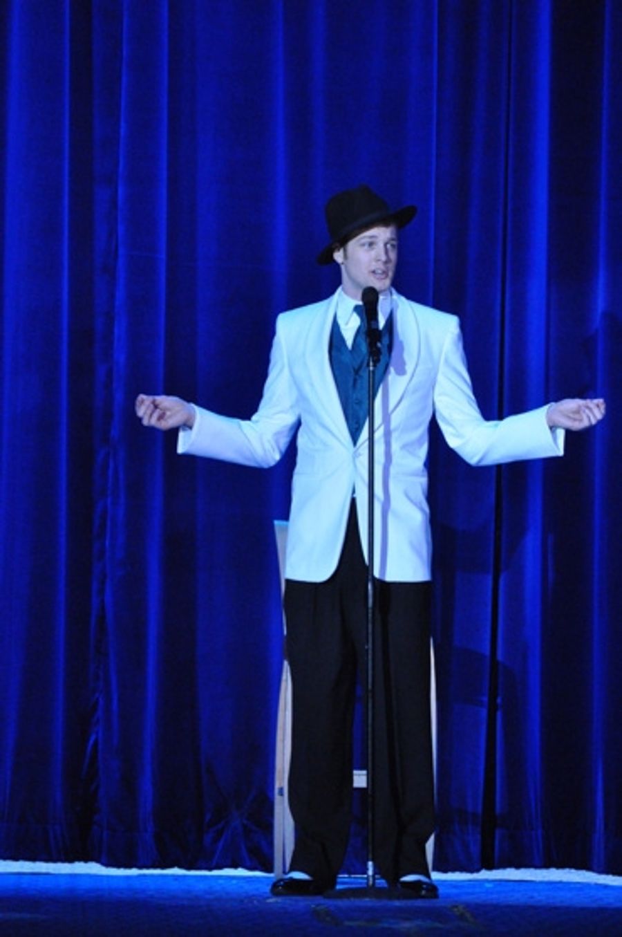 Photo Coverage: Night of 1000 Gowns Celebrates LGBT Community Image