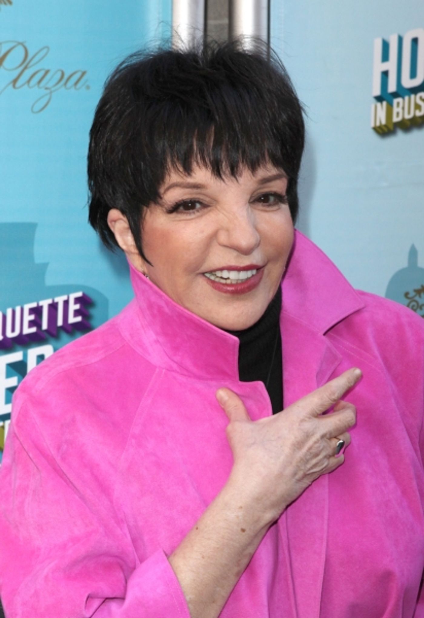 Photo Coverage: HOW TO SUCCEED Theatre Arrivals!  Image