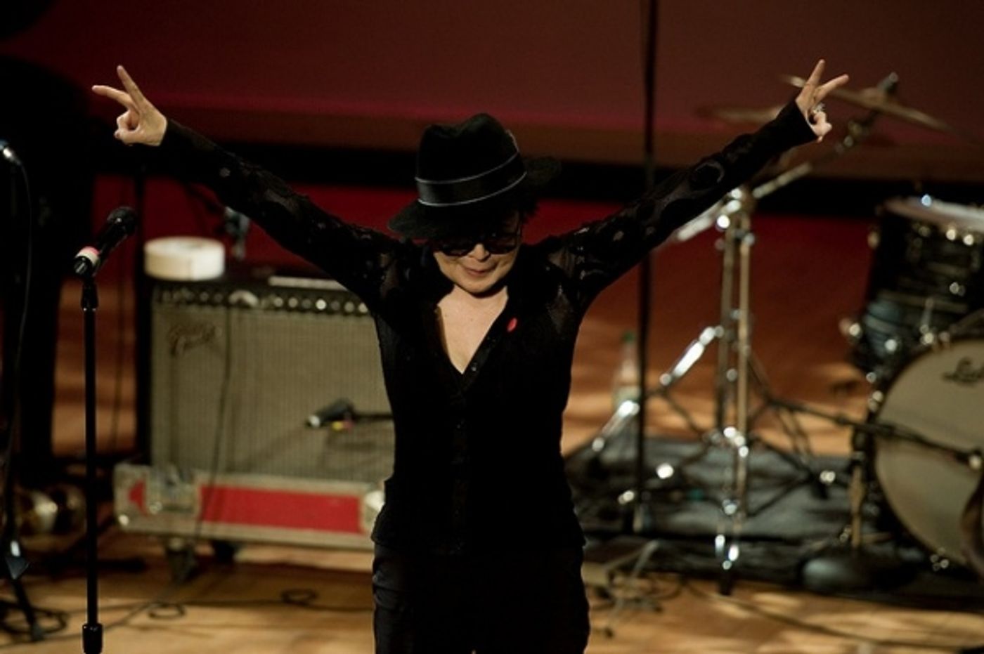 Photo Flash: Yoko Ono, Sean Lennon, & More Perform at Miller Theatre’s Benefit for Japan  Image