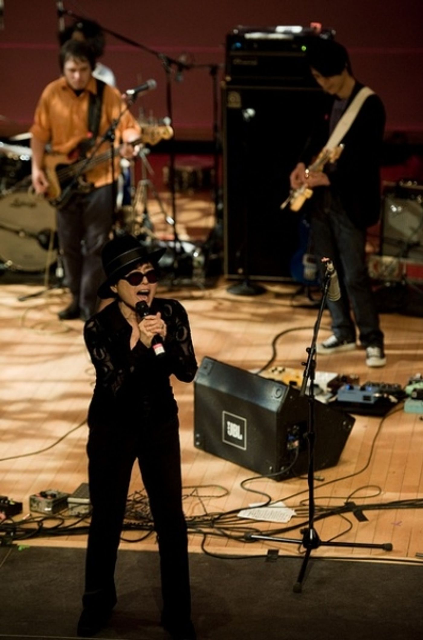 Photo Flash: Yoko Ono, Sean Lennon, & More Perform at Miller Theatre’s Benefit for Japan  Image