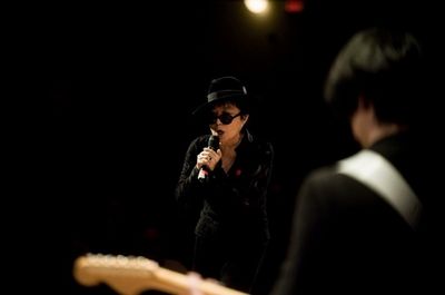 Yoko Ono Photo