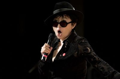 Yoko Ono Photo