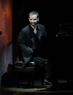 Malcolm Gets performing in 'Angela Lansbury and Friends Salute Terrence McNally' - A  Photo