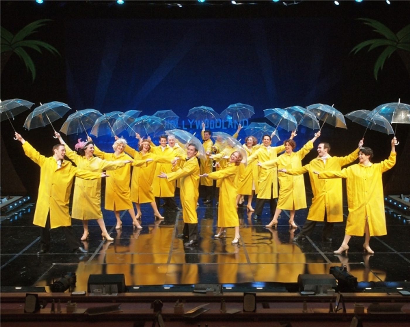 Photo Flash: Westchester Broadway Theatre's SINGIN' IN THE RAIN Photo Flash: Westchester Broadway Theatre's SINGIN' IN THE RAIN Image