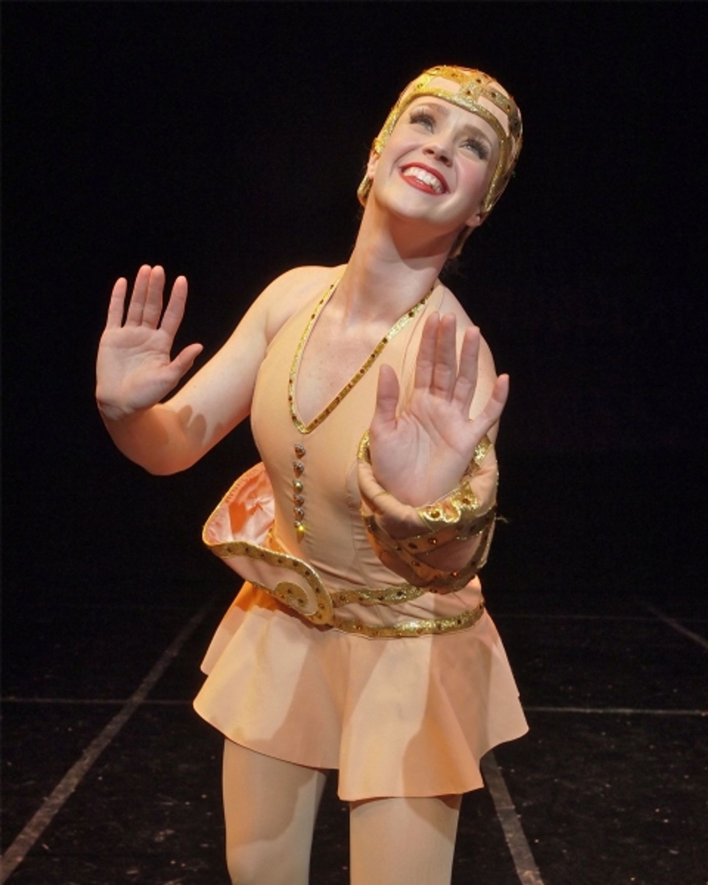 Photo Flash: Westchester Broadway Theatre's SINGIN' IN THE RAIN  Image