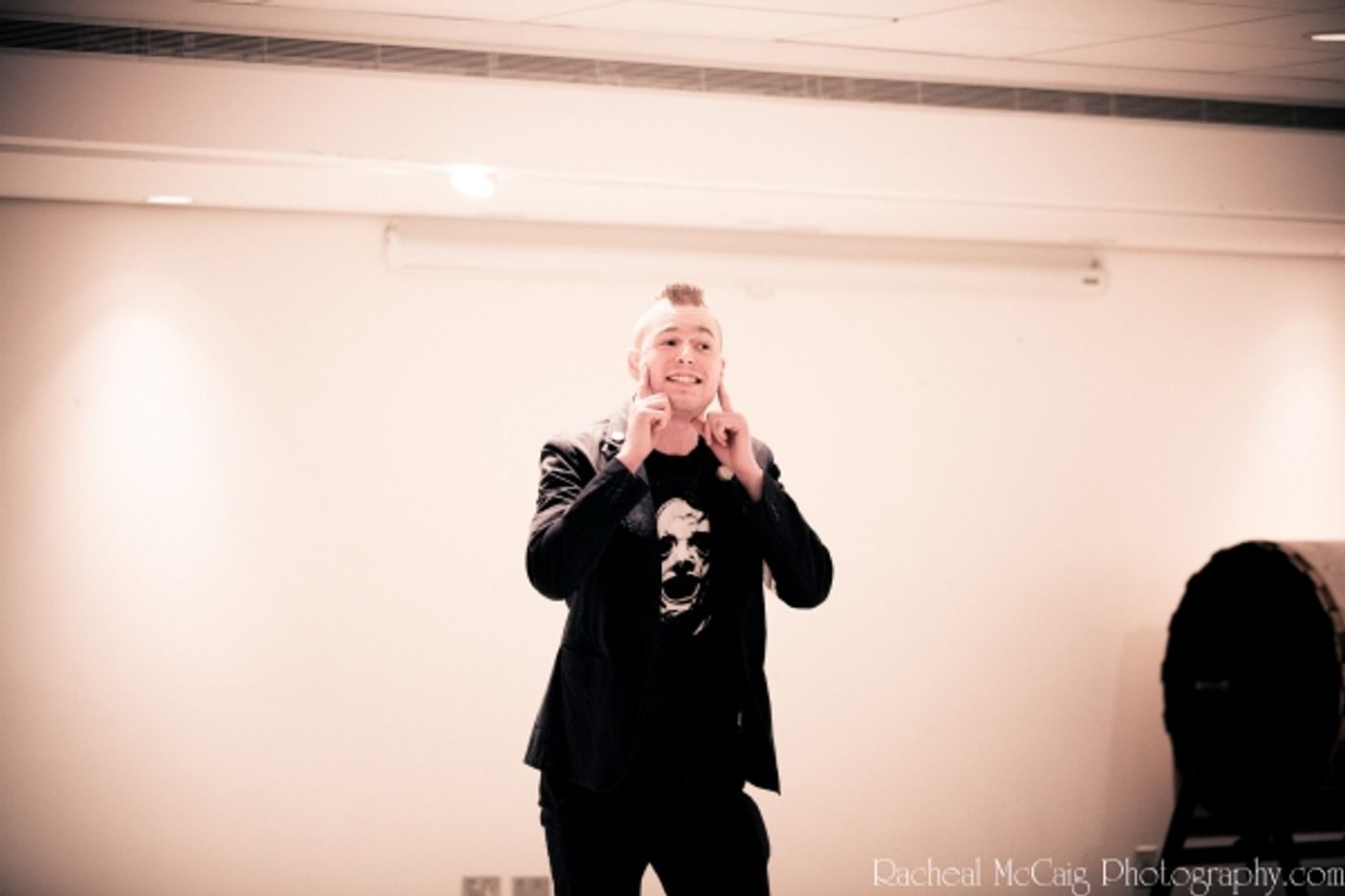 Photo Flash: Open Call for AMERICAN IDIOT in Toronto  Image