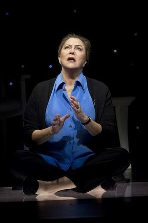 Kathleen Turner Photo