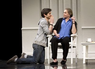 Evan Jonigkeit, Kathleen Turner Photo