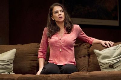 Annabella Sciorra Photo