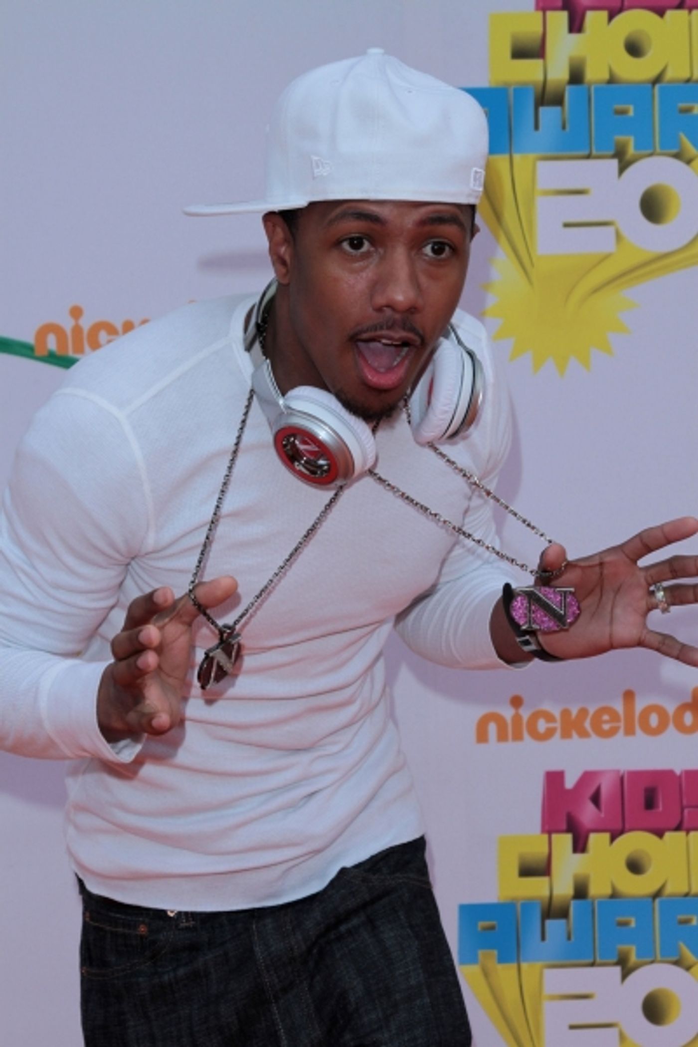 Photo Coverage: The 2011 Nickelodeon Kids Choice Awards Arrivals  Image