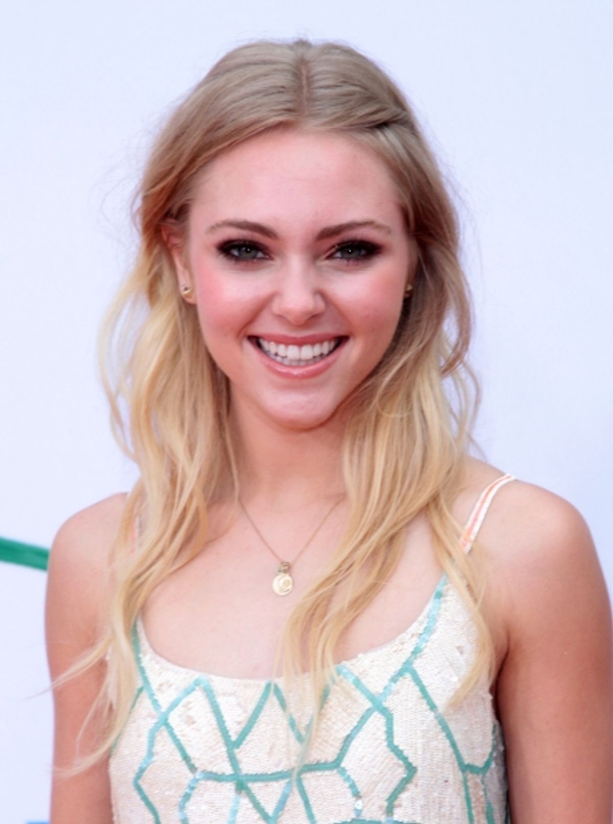 AnnaSophia Rob at The 2011 Nickelodeon Kids Choice Awards Arrivals