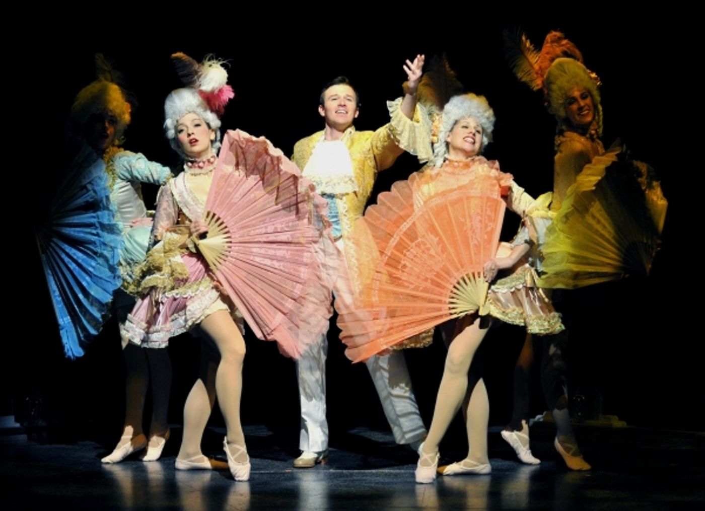 Photo Flash: 42ND STREET At the Marriott Theatre!  Image