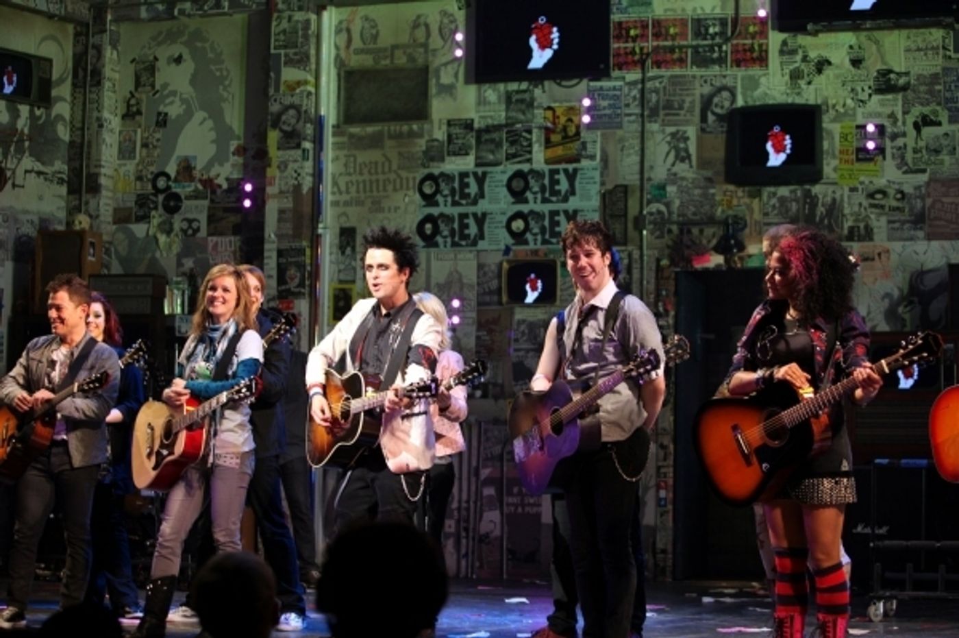 Photo Flash: Billie Joe Armstrong Returns to AMERICAN IDIOT Tonight!  Image