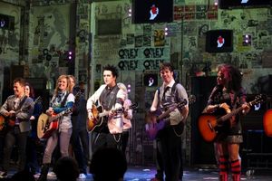 Billie Joe Armstrong and the Cast of AMERICAN IDIOT @ BroadwayWorld Billie Joe Armstrong and the Cast of AMERICAN IDIOT Photo