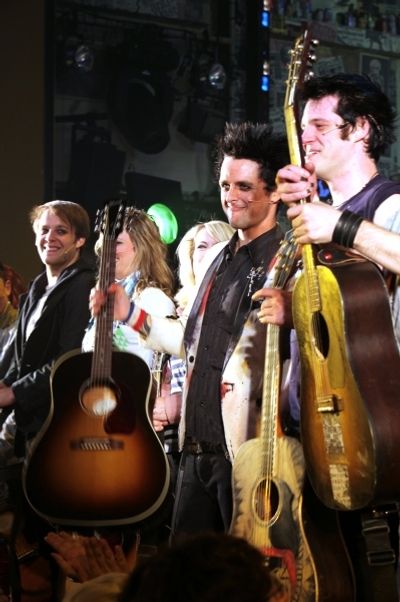 Billie Joe Armstrong and the Cast of AMERICAN IDIOT Photo
