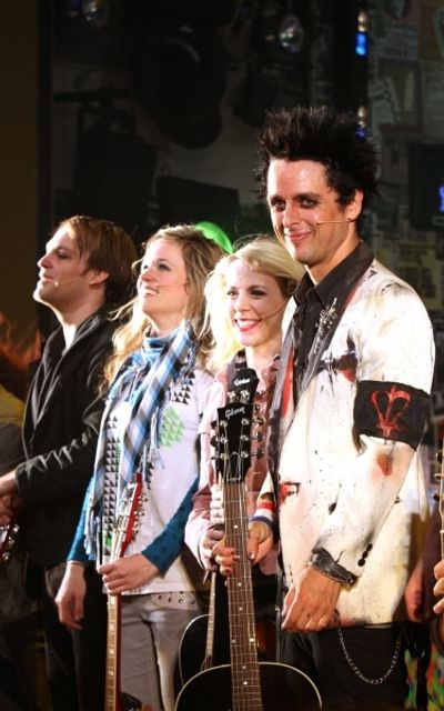 Billie Joe Armstrong and the Cast of AMERICAN IDIOT Photo