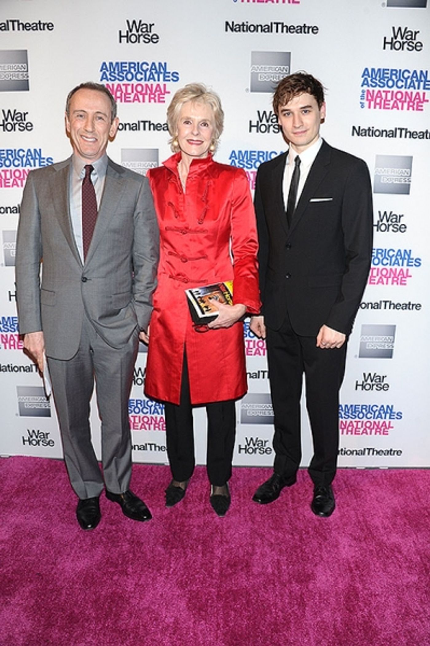 Photo Flash: Walters, Mizrahi, et al. at WAR HORSE Benefit  Image