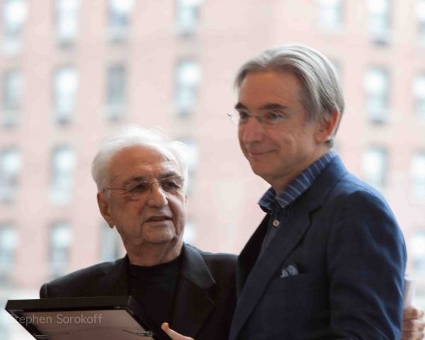  Frank Gehry & Maestro Thomas Photo