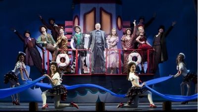  Robert Newman and the cast of Curtains Photo