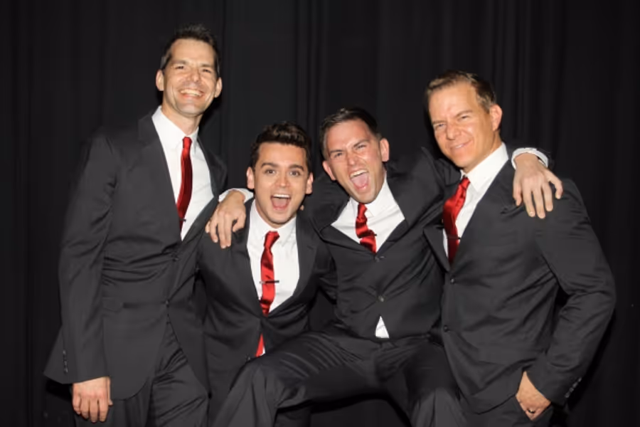 Photo Coverage: THE MIDTOWN MEN Play Queens Image